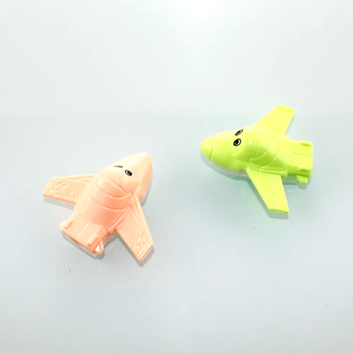 Airplane shape pencil sharpener (Pack of 4)