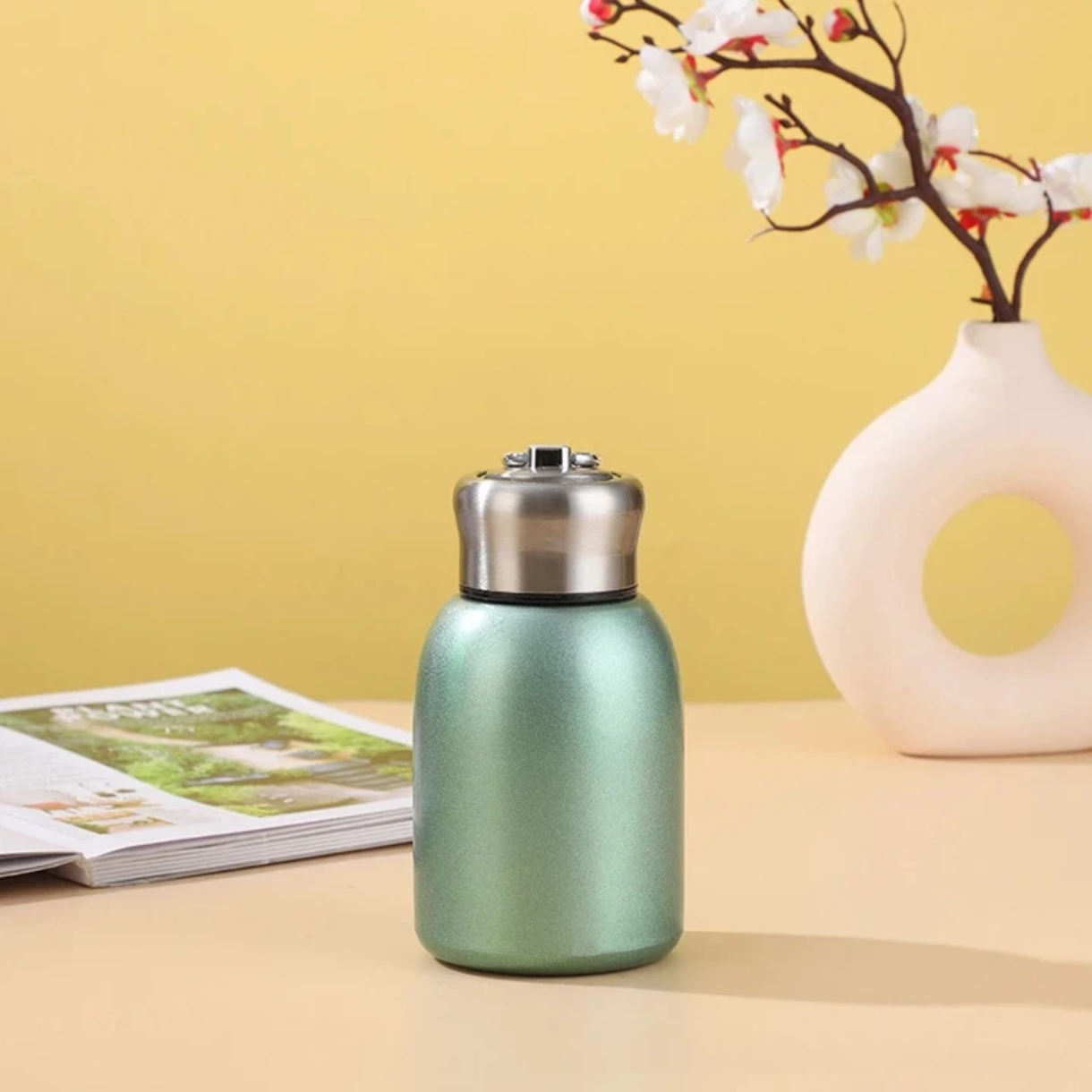 Vaccum Water Bottle With Stickers