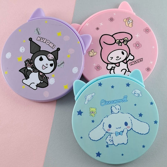 Round Pocket Mirror With Comb